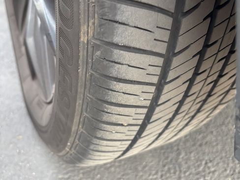 Used 2023 Volkswagen Tiguan SE image 26