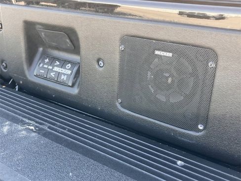 Used 2024 GMC Sierra 3500 Denali Ultimate image 13