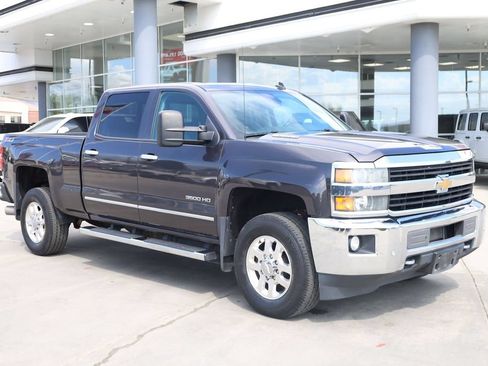 Used 2015 Chevrolet Silverado 3500 LTZ w/ Duramax Plus Package AWD/4WD image 8