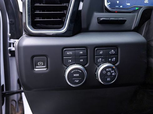 Used 2023 GMC Sierra 1500 Denali w/ Denali Reserve Package AWD/4WD image 7