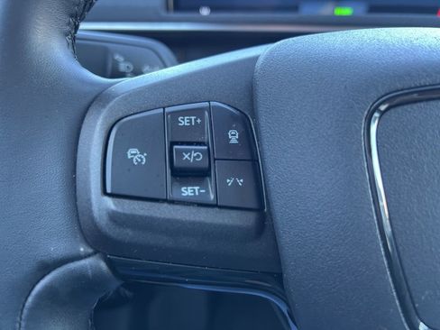 Used 2022 Ford Mustang Mach-E Select image 27