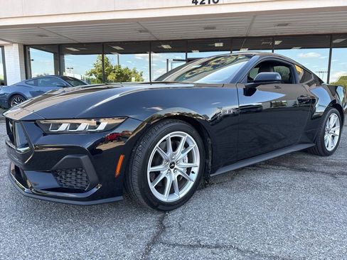 Used 2024 Ford Mustang GT Premium RWD image 9