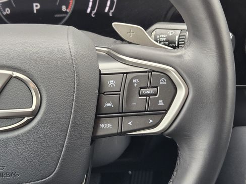 Used 2025 Lexus NX 250 FWD w/ Premium Package image 39