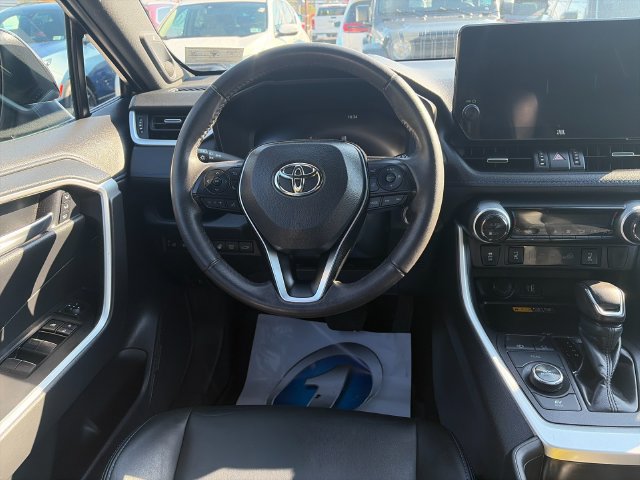 Used 2024 Toyota RAV4 XSE w/ Advanced Technology Package AWD/4WD image 17