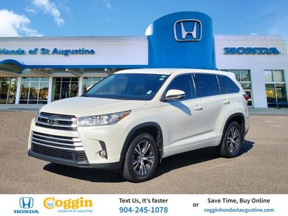 Used 2017 Toyota Highlander LE