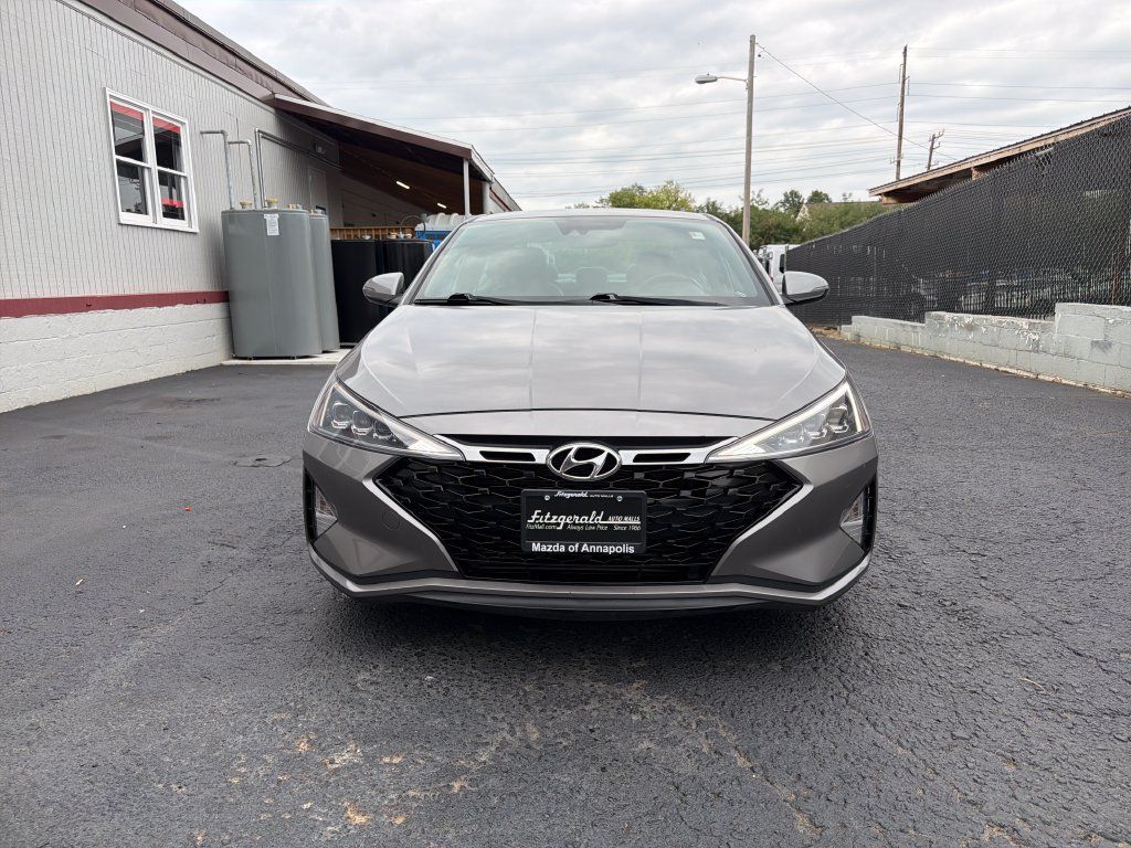 Used 2020 Hyundai Elantra Sport w/ Premium Package 02 FWD image 9