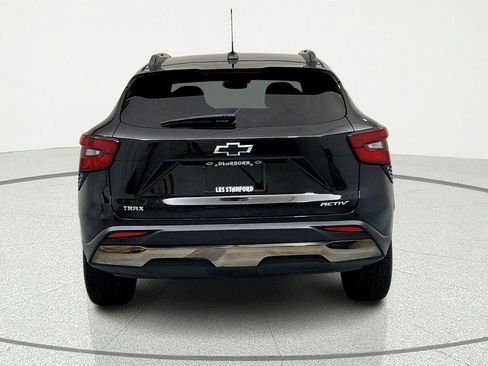 Certified 2024 Chevrolet Trax ACTIV w/ Driver Confidence Package FWD image 4