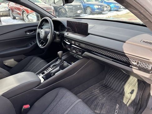 Certified 2025 Honda Accord Sport image 25