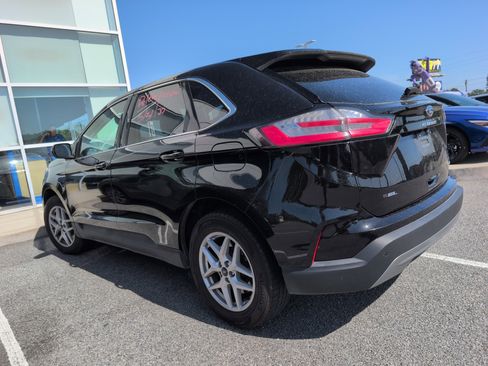 Used 2024 Ford Edge SEL image 4