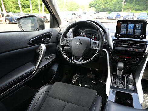 Used 2024 Mitsubishi Eclipse Cross SE AWD/4WD image 12