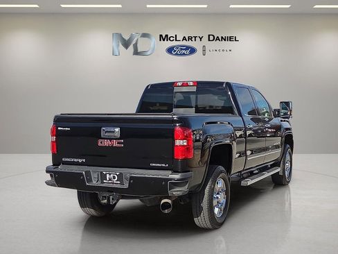 Used 2017 GMC Sierra 3500 Denali w/ Duramax Plus Package AWD/4WD image 5