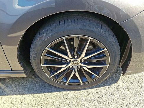 Certified 2023 Toyota Camry SE image 6