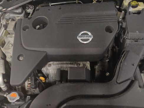 Used 2015 Nissan Altima 2.5 S w/ Power Driver Seat Package FWD image 30