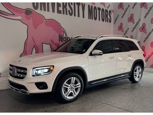 Used 2021 Mercedes-Benz GLB 250 w/ Premium Package image 8