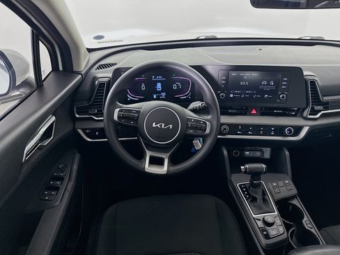 Used 2023 Kia Sportage LX AWD/4WD image 26