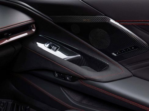 Used 2024 Chevrolet Corvette Z06 image 16