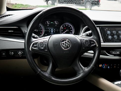 Used 2019 Buick Enclave Premium w/ Experience Buick Package FWD image 6