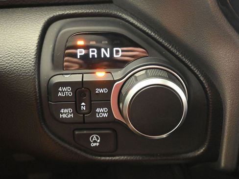 Used 2025 RAM 1500 Big Horn AWD/4WD image 14