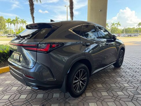 Used 2025 Lexus NX 250 FWD w/ Accessory Package (2T) image 2