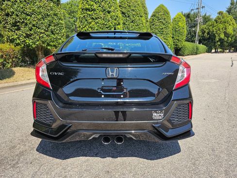 Used 2018 Honda Civic Sport image 4