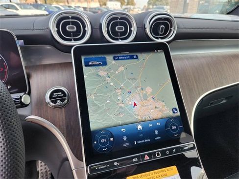 Certified 2025 Mercedes-Benz GLC 300 4MATIC image 19