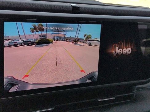 Used 2026 Jeep Gladiator Sport AWD/4WD image 20
