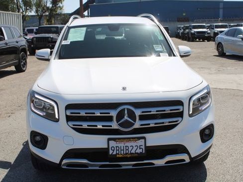 Used 2022 Mercedes-Benz GLB 250 image 2