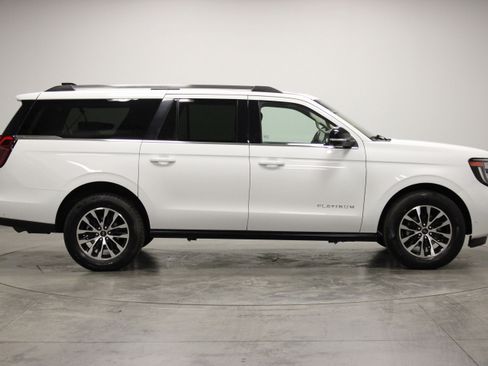 Used 2025 Ford Expedition Max Platinum AWD/4WD image 9