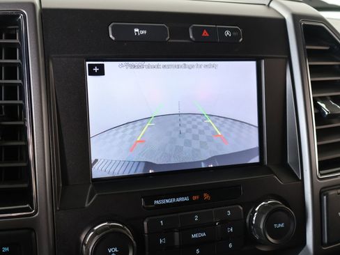 Used 2019 Ford F150 XLT w/ Equipment Group 302A Luxury AWD/4WD image 6