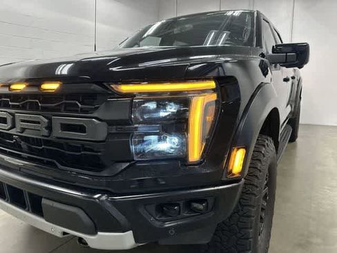 Used 2025 Ford F150 Raptor AWD/4WD image 32