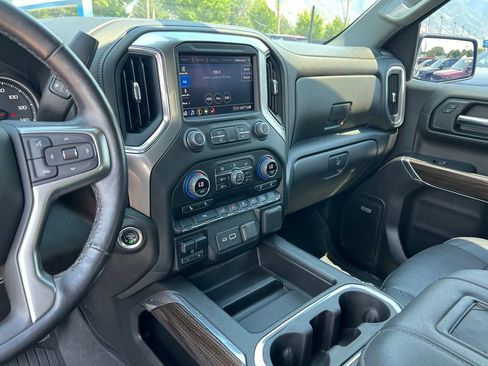 Used 2022 Chevrolet Silverado 1500 LT Trail Boss w/ LT Trail Boss Premium Package AWD/4WD image 35