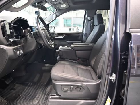 Certified 2023 Chevrolet Silverado 1500 RST AWD/4WD image 10