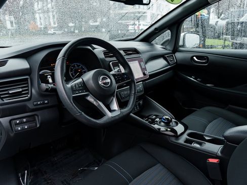 Used 2023 Nissan Leaf SV Plus image 20