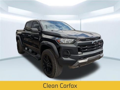 Used 2023 Chevrolet Colorado Trail Boss w/ Advanced Trailering Package image 2