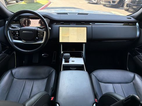 Used 2024 Land Rover Range Rover SE AWD/4WD image 16