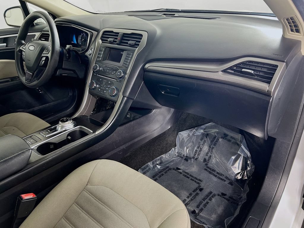 Used 2018 Ford Fusion S FWD image 26