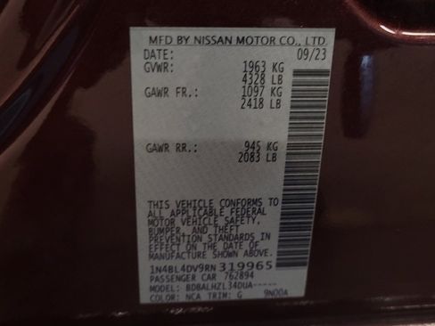 Used 2024 Nissan Altima 2.5 SV image 33