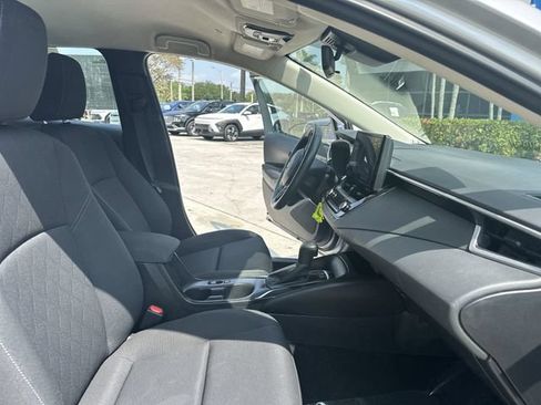 Used 2024 Toyota Corolla LE FWD image 30