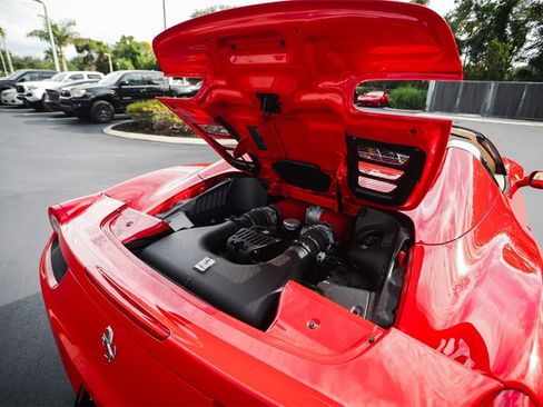 Certified 2013 Ferrari 458 Spider Base image 18