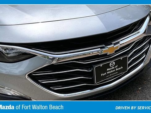 Used 2024 Chevrolet Malibu LT FWD image 34