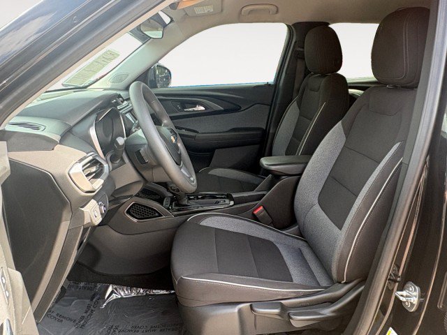 Used 2022 Chevrolet TrailBlazer LS FWD image 10