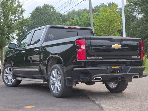 New 2026 Chevrolet Silverado 1500 High Country AWD/4WD image 18