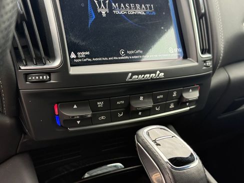 Used 2020 Maserati Levante S GranSport AWD/4WD image 21
