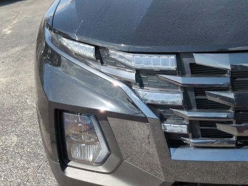 Used 2024 Hyundai Santa Cruz Limited image 10