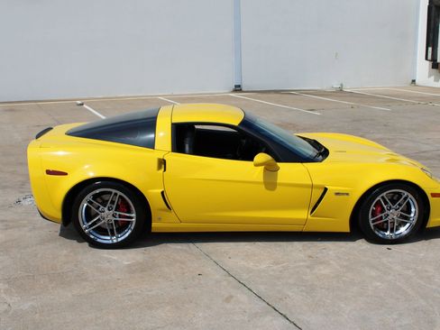 Used 2007 Chevrolet Corvette Z06 w/ Preferred Equipment Group RWD image 34