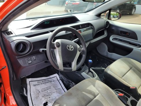 Used 2012 Toyota Prius C One FWD image 13