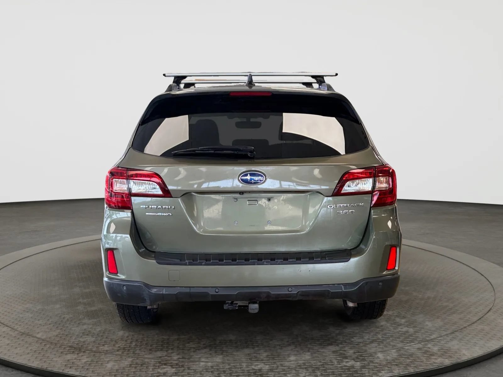 Used 2017 Subaru Outback 3.6R Touring w/ Popular Package #5A AWD/4WD image 9