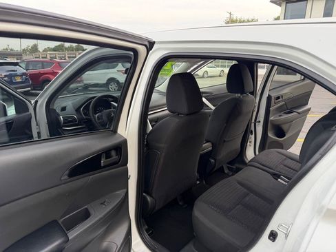 Used 2020 Mitsubishi Eclipse Cross ES FWD image 10