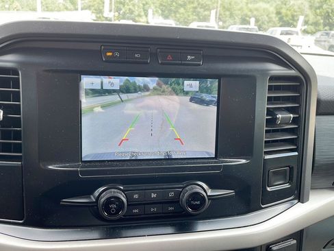 Used 2021 Ford F150 XLT AWD/4WD image 10