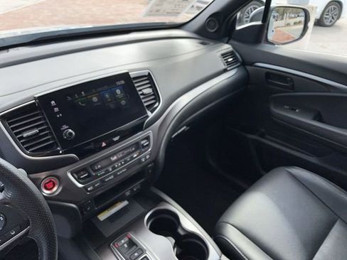 Used 2023 Honda Passport EX-L image 17